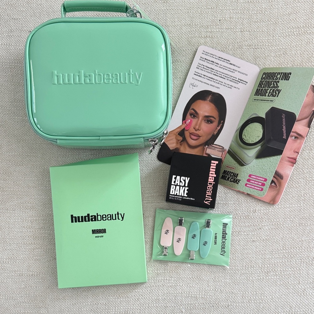 HUDA BEAUTY Mint Green Makeup Collection NWT 🏷️
